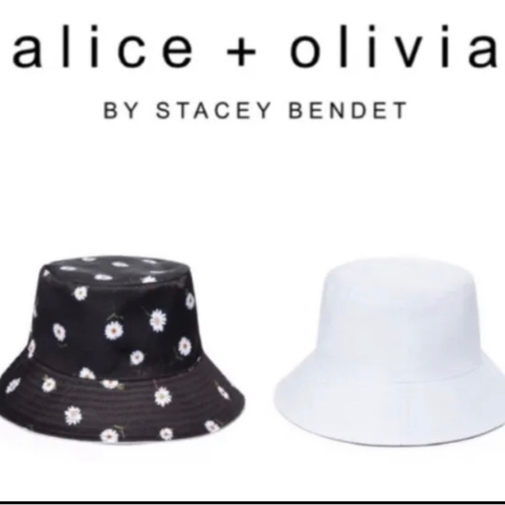 Alice + Olivia daisy reversible bucket hat